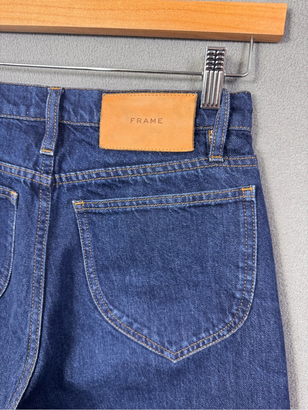 FRAME Le Italien Wide Leg Jeans in Color Rinse Wash, High Rise Dark Denim, 26 - Picture 15 of 16
